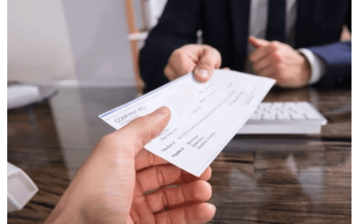 Make Your Compensation Package Alluring Without Breaking the Bank